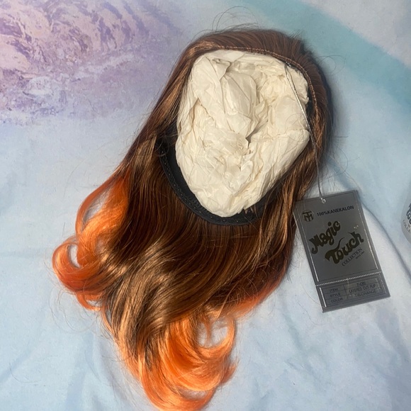 100% Kanekalon Hair by Magic Touch Collection: Layered Cut Flip 🌵 TIB/Orange - Picture 3 of 14